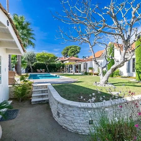 Petit Cap D'antibes *